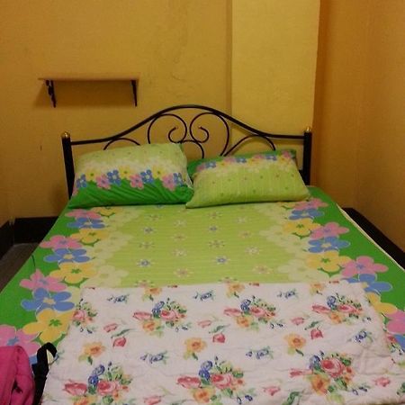 Win Backpacker Hostel Phuket Exterior photo