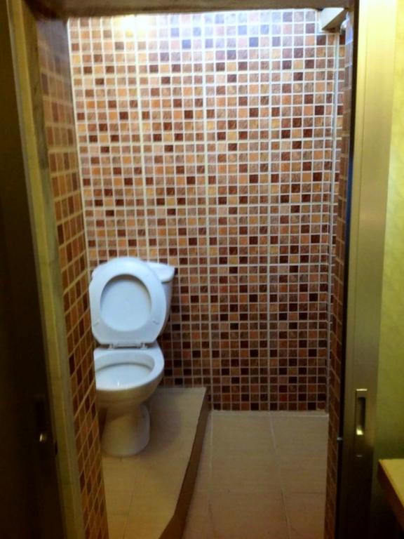 Win Backpacker Hostel Phuket Room photo